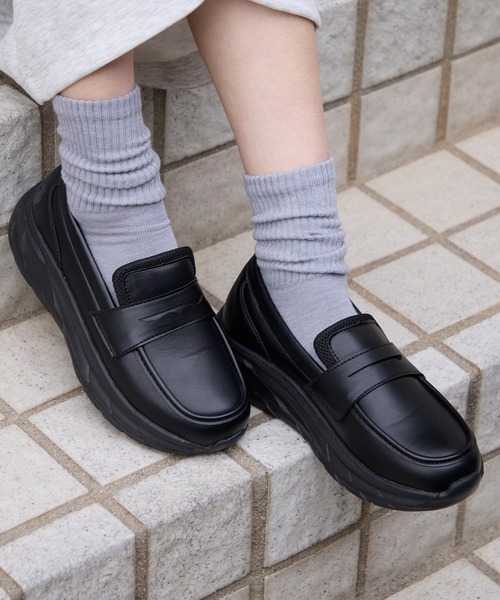 U.S. POLO ASSN.（ユーエスポロアッスン）の「U.S. POLO ASSN. /ユーエスポロアッスン 別注 ボリュームソール コインローファースニーカー（ローファー・レディース・ブラウン/ブラック・25cm/24cm/23cm）」の18枚目の写真