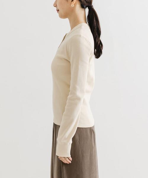 URBAN RESEARCH（アーバンリサーチ）の「ヘンリーネックリブカットソー（Tシャツ/カットソー・レディース・ホワイト系その他/ブラック・FREE）」の11枚目の写真