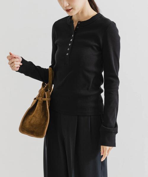 URBAN RESEARCH（アーバンリサーチ）の「ヘンリーネックリブカットソー（Tシャツ/カットソー・レディース・ホワイト系その他/ブラック・FREE）」の19枚目の写真