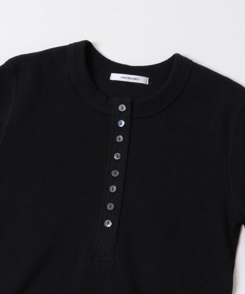 URBAN RESEARCH（アーバンリサーチ）の「ヘンリーネックリブカットソー（Tシャツ/カットソー・レディース・ホワイト系その他/ブラック・FREE）」の14枚目の写真