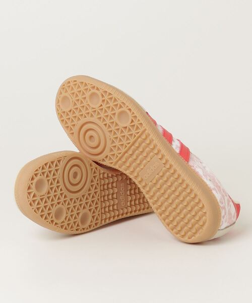 adidas(アディダス)の「サンバ OG × リバティ・ロンドン / Samba OG × Liberty London / アディダスオリジナルス adidas Originals(スニーカー・レディース・ホワイト×レッド・22.0cm/25.0cm/24.5cm/24.0cm/23.5cm/23.0cm/22.5cm/28.0cm/27.5cm/27.0cm/26.5cm/26.0cm/25.5cm)」の10枚目の写真