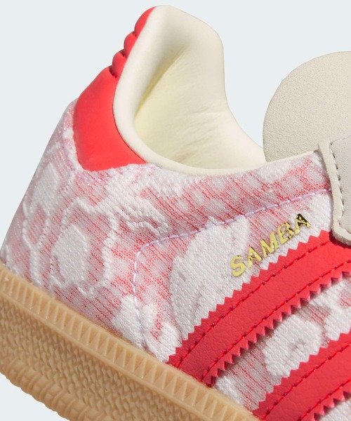 adidas(アディダス)の「サンバ OG × リバティ・ロンドン / Samba OG × Liberty London / アディダスオリジナルス adidas Originals(スニーカー・レディース・ホワイト×レッド・22.0cm/25.0cm/24.5cm/24.0cm/23.5cm/23.0cm/22.5cm/28.0cm/27.5cm/27.0cm/26.5cm/26.0cm/25.5cm)」の8枚目の写真