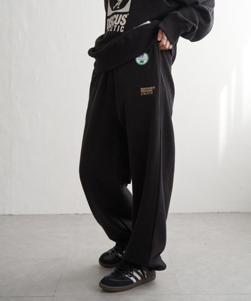 DISCUS ATHLETIC（ディスカス　アスレチック）の「DISCUS ATHLETIC ICON スウェットパンツ（スウェットパンツ・メンズ・ライトグレー/ブラウン/ブラック・M/L/LL）」の2枚目の写真