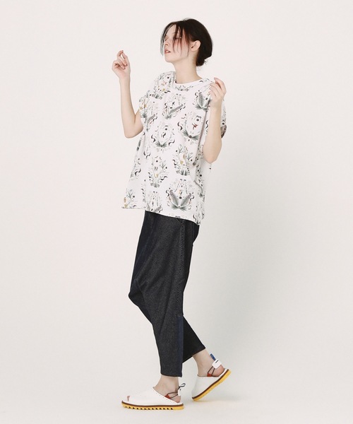 BEDSIDEDRAMA(ベットサイドドラマ)の「Dance In The Garden Tee(Tシャツ/カットソー・レディース・ナチュラル/ブラック・1)」の9枚目の写真