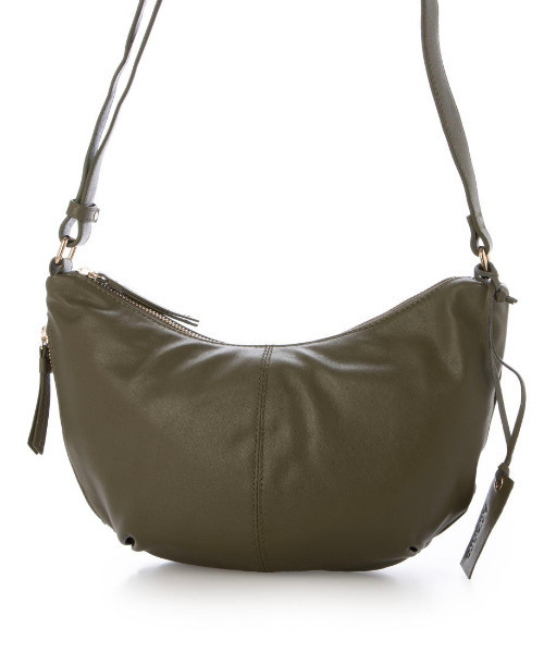 ATLANTA（アトランタ）の「アトランタ ATLANTA / やぎ革軽量ハーフムーンショルダー（ショルダーバッグ・レディース・ベージュ/シルバー系その他3/ブラック/カーキ・FREE）」の4枚目の写真