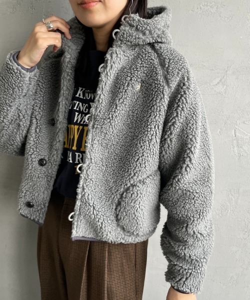 GYMPHLEX（ジムフレックス）の「[GYMPHLEX/ジムフレックス] ショート丈 ボアフードパーカー（ブルゾン・レディース・グレー/オフホワイト/ネイビー・14）」の2枚目の写真