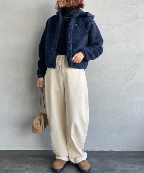 GYMPHLEX（ジムフレックス）の「[GYMPHLEX/ジムフレックス] ショート丈 ボアフードパーカー（ブルゾン・レディース・グレー/オフホワイト/ネイビー・14）」の6枚目の写真