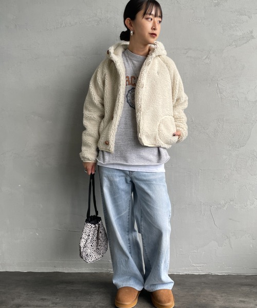 GYMPHLEX（ジムフレックス）の「[GYMPHLEX/ジムフレックス] ショート丈 ボアフードパーカー（ブルゾン・レディース・グレー/オフホワイト/ネイビー・14）」の4枚目の写真