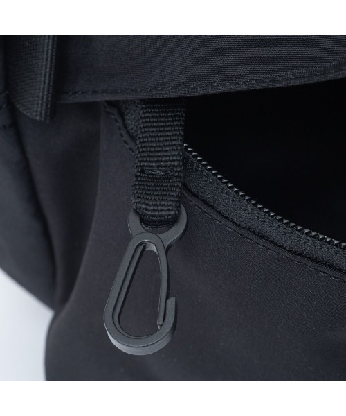 BEAMS DESIGN(ビームス デザイン)の「BEAMSDESIGN(ビームスデザイン)Diagonal ショルダーバッグ(ショルダーバッグ・メンズ・ブラック/カーキ/オリーブ/ネイビー・FREE)」の18枚目の写真