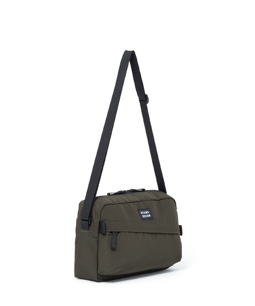 BEAMS DESIGN(ビームス デザイン)の「BEAMSDESIGN(ビームスデザイン)Diagonal ショルダーバッグ(ショルダーバッグ・メンズ・ブラック/カーキ/オリーブ/ネイビー・FREE)」の7枚目の写真