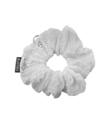 BLACKPURPLE（ブラックパープル）の「ネッティレースアイレットスクランチ ネッティレースアイレットスクランチ_ホワイト（シュシュ）」