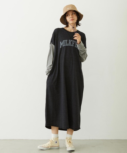 MILKFED.(ミルクフェド)の「COLLEGE LOGO LONG DRESS(ワンピース・レディース・ブラック/ブラウン/ネイビー・ONE SIZE)」の2枚目の写真