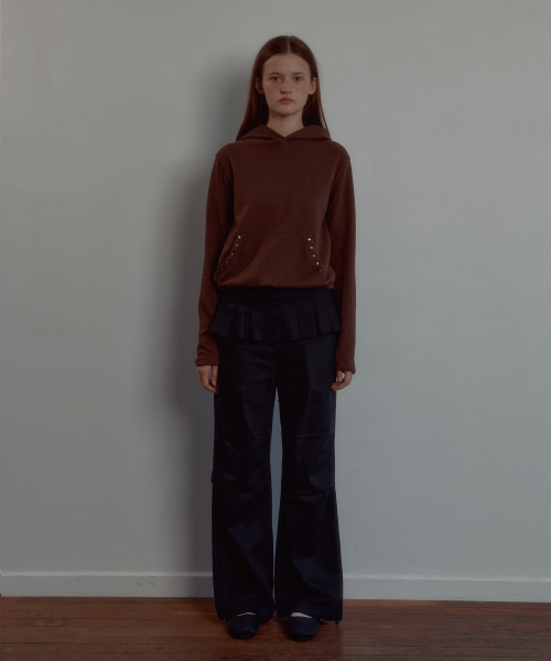 LETERIE（レテリー）の「PLEATS WRAP SKIRT PANTS SET_BLACK（その他パンツ・レディース・ブラック・SMALL/MEDIUM）」の2枚目の写真