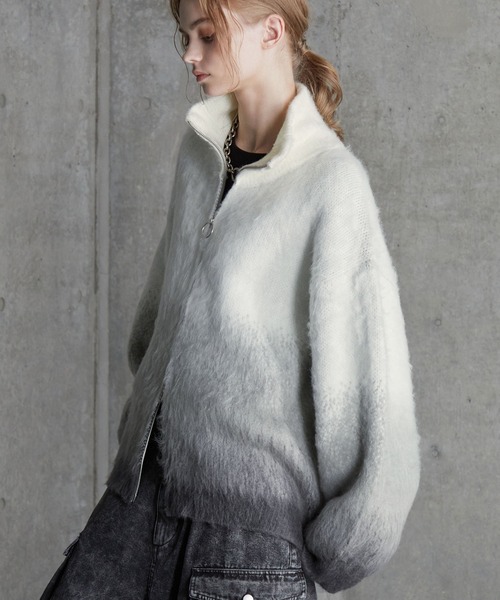 SERACE(セラス)の「【SERACE】Loose shaggy gradation drivers knit / ルーズシャギーグラデーションドライバーズニット(ニット/セーター・メンズ・ホワイト/ブラック/ブルー・L/M/S)」の6枚目の写真