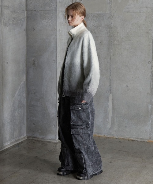 SERACE(セラス)の「【SERACE】Loose shaggy gradation drivers knit / ルーズシャギーグラデーションドライバーズニット(ニット/セーター・メンズ・ホワイト/ブラック/ブルー・L/M/S)」の18枚目の写真