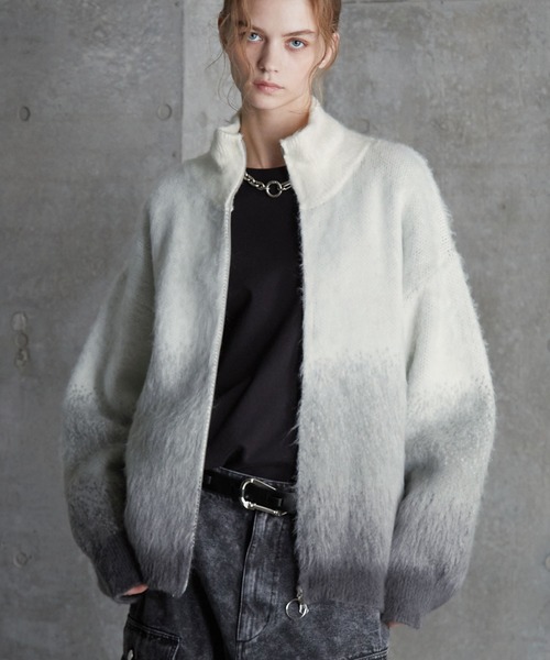 SERACE(セラス)の「【SERACE】Loose shaggy gradation drivers knit / ルーズシャギーグラデーションドライバーズニット(ニット/セーター・メンズ・ホワイト/ブラック/ブルー・L/M/S)」の4枚目の写真