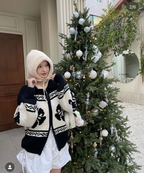 ROCKCAKE(ロックケーキ)の「Flower Cowichan Cardigan - Black/Beige(カーディガン/ボレロ・レディース・その他・SMALL)」の13枚目の写真
