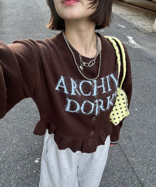 CIAOPANIC（チャオパニック）の「シャギー配色ロゴフリルニットカーディガン（カーディガン/ボレロ・レディース・イエロー/ネイビー/ブラウン/グリーン/グレー/ホワイト・ONE SIZE）」の7枚目の写真