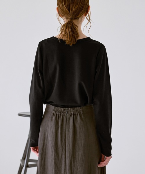 ROPE' PICNIC(ロペピクニック)の「【emur/エミュール】サーモジャージロゴプルオーバー(Tシャツ/カットソー・レディース・ブラック/オフホワイト・38)」の4枚目の写真