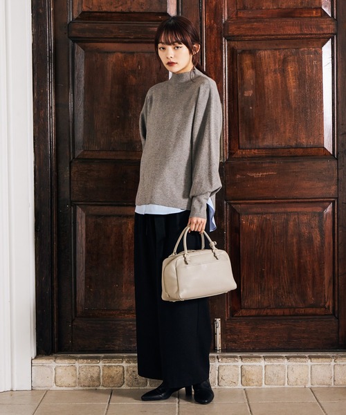 mysty woman（ミスティウーマン）の「ラウンドヘムレギュラーカラーシャツ 634889（シャツ/ブラウス・レディース・ブルー系その他/オフホワイト/サックスブルー・FREE）」の8枚目の写真