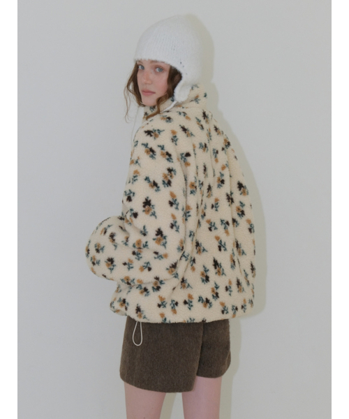 ETMON（エトモン）の「Pattern Fleece Quilted Jacket, Cream Beige（その他アウター・レディース・その他・F）」の2枚目の写真