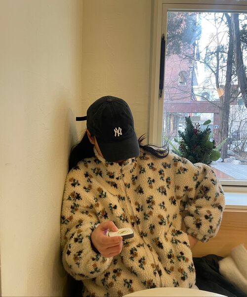 ETMON（エトモン）の「Pattern Fleece Quilted Jacket, Cream Beige（その他アウター・レディース・その他・F）」の6枚目の写真