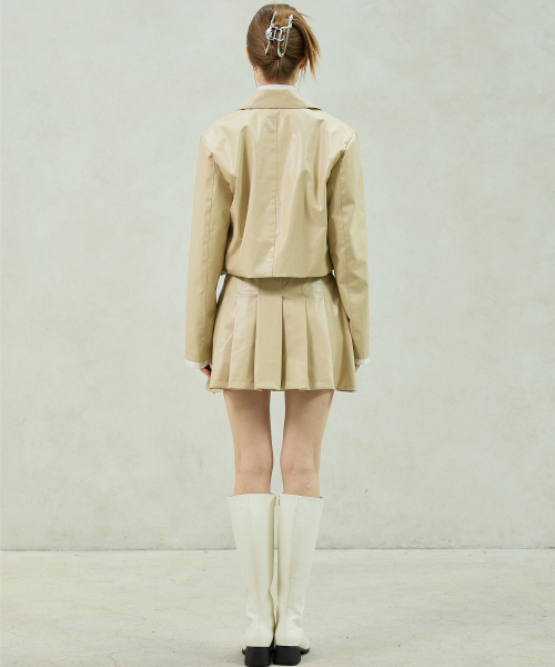 ARI(アリ)の「MOLLY LEATHER CROP JACKET / BEIGE(ライダースジャケット・レディース・ベージュ・FREE)」の4枚目の写真