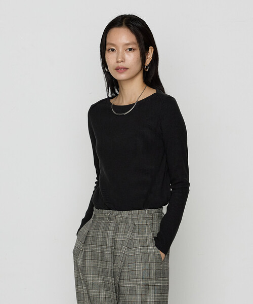 COMME CA(コムサ)の「〔 Sサイズ 〕 ラグウォーム リブ プルオーバー(Tシャツ/カットソー・レディース・ブラック/オフホワイト・5号)」の2枚目の写真