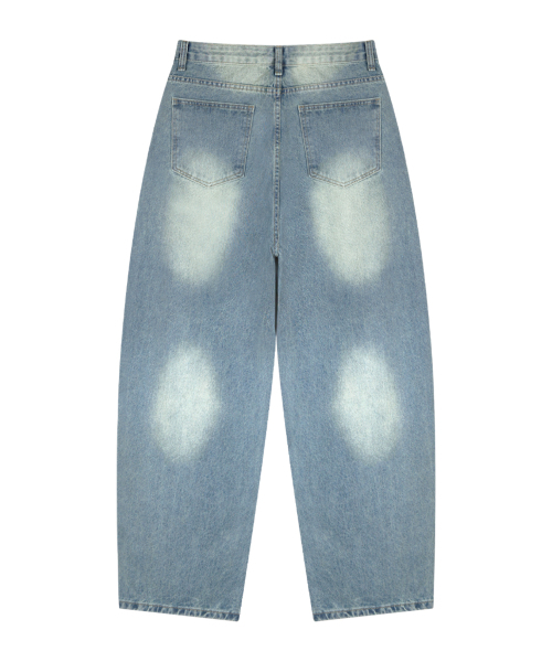 RANDOMOFF（ランダムオフ）の「BTB : RAW EDGE BALLOON JEANGS [LIGHT BLUE]（デニムパンツ・レディース・ライトブルー・X-SMALL/SMALL/MEDIUM/LARGE）」の5枚目の写真