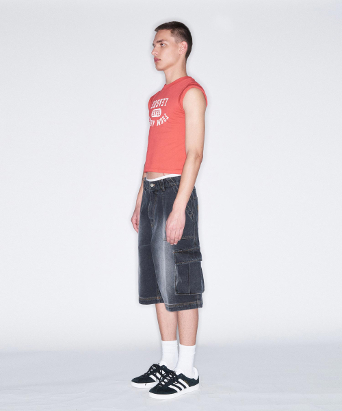 FROM ARLES(フロムアルル)の「6部カーゴデニムハーフパンツ / ブラック(その他パンツ・メンズ・ブラック・MEDIUM/LARGE)」の4枚目の写真