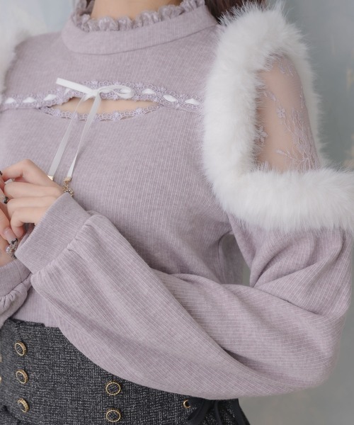 couture BY ROJITA（クチュールバイロジータ）の「ファーショルダートップス（Tシャツ/カットソー・レディース・パープル/ホワイト/ブラック・FREE）」の20枚目の写真