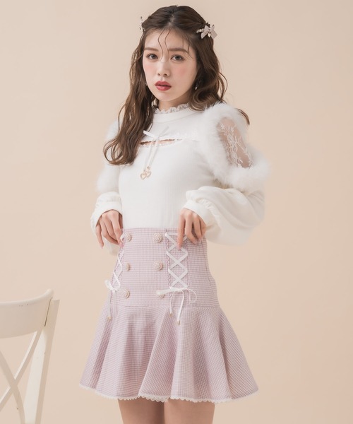 couture BY ROJITA（クチュールバイロジータ）の「ファーショルダートップス（Tシャツ/カットソー・レディース・パープル/ホワイト/ブラック・FREE）」の6枚目の写真