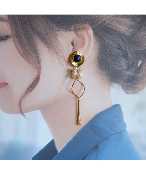 tone（トーン）の「【R】882  ボタン×パールピアス(MA)（ピアス（両耳用）・レディース・ゴールド・FREE）」の6枚目の写真