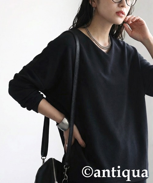 antiqua(アンティカ)の「シュッと美 起毛 リブ トップス(Tシャツ/カットソー・レディース・ブルー/ブラック系その他/グレー系その他/ブラック/アイボリー/レッド系その他/レッド/パープル系その他/ベージュ系その他/ホワイト系その他/パープル/ブルー系その他/ベージュ/ダークグレー・ONESIZE)」の1枚目の写真