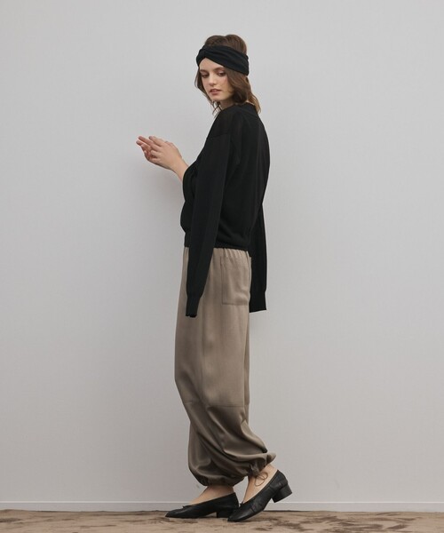 Diagram(ダイアグラム)の「マットサテンバレルパンツ(その他パンツ・レディース・カーキ/ブラック・36)」の19枚目の写真
