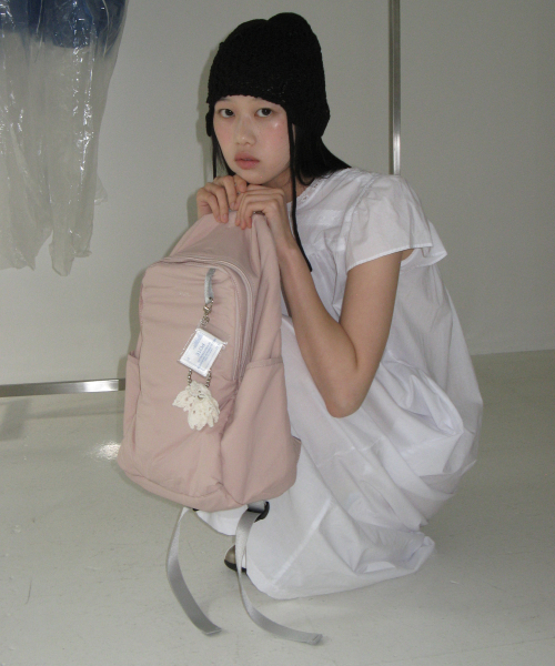 POTE(ポテ)の「0002 HideSlot Classic Backpack_Powder Pink(バックパック/リュック・レディース・その他・FREE)」の4枚目の写真