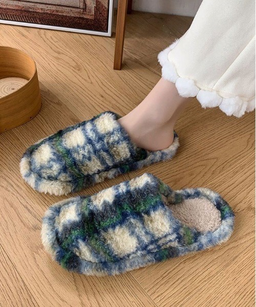 ammy.（エイミードット）の「【 ammy. / エイミードット 】 ふわもこ チェック柄 スリッパ（ルームシューズ/スリッパ・レディース・パープル系/ブルー系/ベージュ系・FREE）」の9枚目の写真