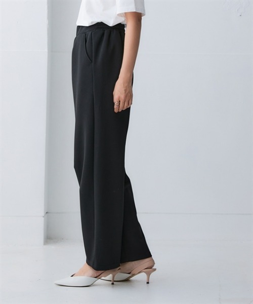 nissen(ニッセン)の「なめらかポンチ素材バレルレッグパンツ(セットアップ可能)<大きいサイズ有>(その他パンツ・レディース・チャコールグレー/ダークグリーン/モカ/ブラック・LL/L/M/S/3L)」の21枚目の写真