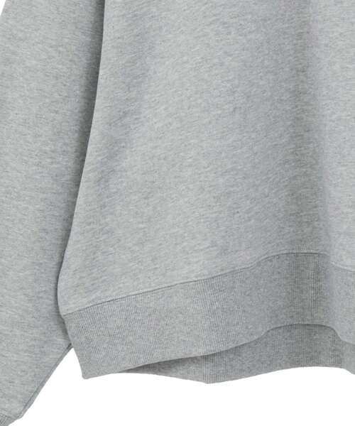 CONVERSE TOKYO(コンバーストウキョウ)の「BACK SPINDLE LOGO SWEAT(スウェット・レディース・ブルー/セージグリーン/杢グレー/ブラック/ピンク/アイボリー・FREE)」の10枚目の写真