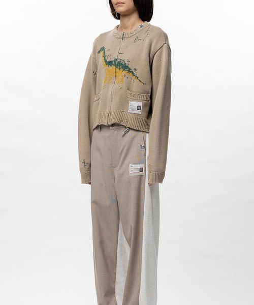 Maison MIHARA YASUHIRO(メゾンミハラヤスヒロ)の「Dinosaur Jacquard Knit Cardigan(カーディガン/ボレロ・レディース・ブラック/ベージュ・36/38)」の16枚目の写真