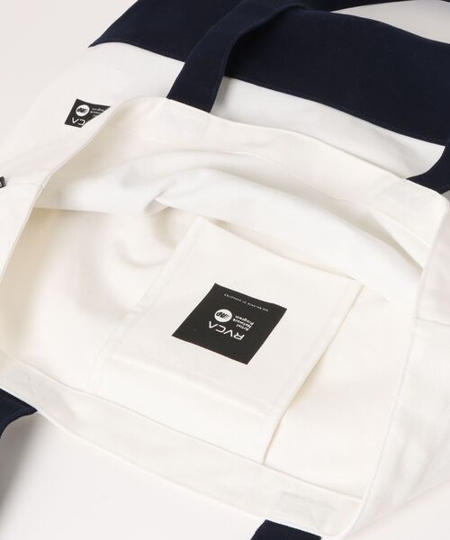 RVCA（ルーカ）の「RVCA メンズ SUPER FRIENDS BOAT B トートバッグ（トートバッグ・メンズ・オフホワイト・FREE）」の2枚目の写真