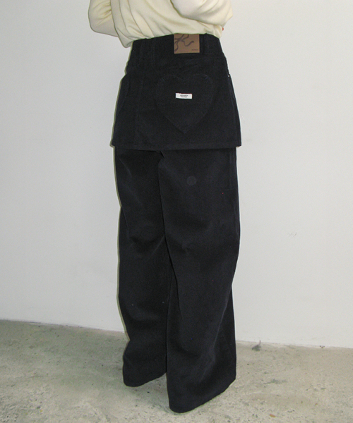 RONRON(ロンロン)の「HEART POCKET CORDUROY SKIRT LAYERED PANTS NAVY(その他パンツ・レディース・その他・S/M)」の1枚目の写真