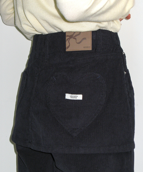RONRON(ロンロン)の「HEART POCKET CORDUROY SKIRT LAYERED PANTS NAVY(その他パンツ・レディース・その他・S/M)」の2枚目の写真