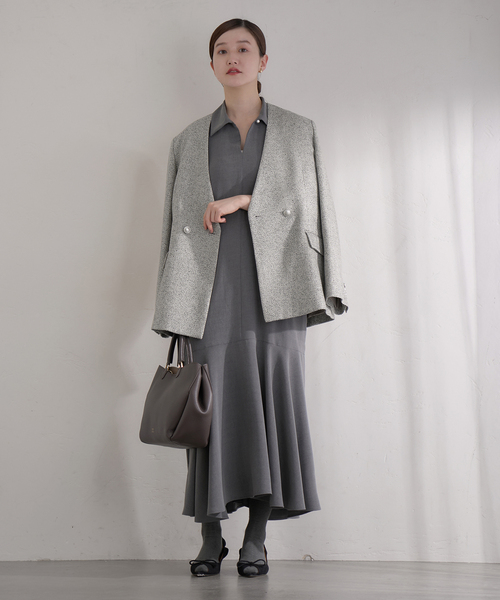 IENA(イエナ)の「&NAVY ツィーディーダブルジャケット(ノーカラージャケット・レディース・ベージュ/ネイビー・36/38)」の4枚目の写真