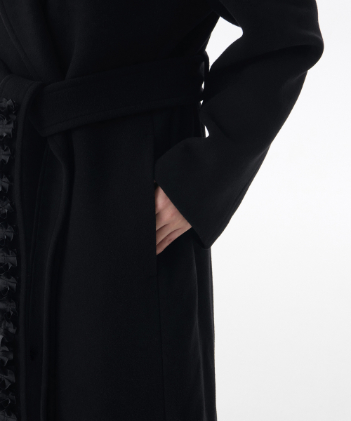 MUSINSA STANDARD WOMAN（ムシンサスタンダードウーマン）の「[ジェヒョンギョン コラボ] ウィメンズ カシミヤブレンド マキシ ダブル ローブコート [ブラック]（チェスターコート・レディース・その他・S/M）」の7枚目の写真