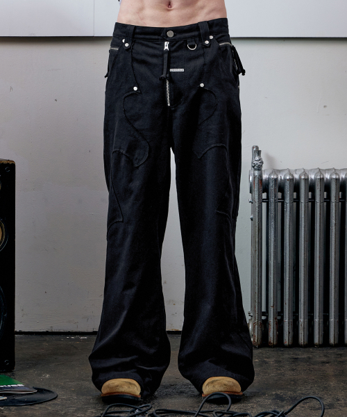 THEVINYLHOUSE(ザバイニルハウス)の「WESTERN BOOTS CUT PANTS BLACK(その他パンツ・メンズ・その他・S/M/L)」の1枚目の写真