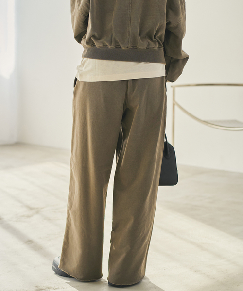 plage（プラージュ）の「《追加》JOHNBULL / ジョンブル 別注 SWEAT WIDE パンツ 2（スウェットパンツ・レディース・カーキ/アイボリー・38/36）」の8枚目の写真