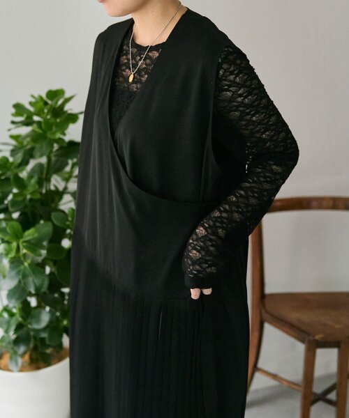 ear PAPILLONNER（イアパピヨネ）の「ベスト風ワンピース【SUM1 STYLE】（ワンピース・レディース・ブラック/ブラック系その他・FREE）」の10枚目の写真