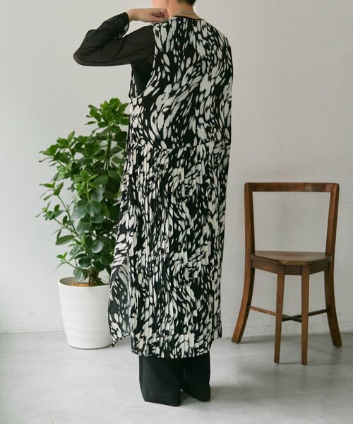 ear PAPILLONNER(イアパピヨネ)の「ベスト風ワンピース【SUM1 STYLE】(ワンピース・レディース・ブラック/ブラック系その他・FREE)」の9枚目の写真