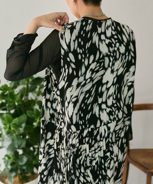 ear PAPILLONNER(イアパピヨネ)の「ベスト風ワンピース【SUM1 STYLE】(ワンピース・レディース・ブラック/ブラック系その他・FREE)」の14枚目の写真